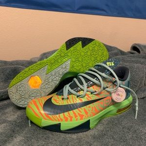 Nike KD 6 Liger, Size 9.5.